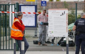 Una mujer y sus hijos se mueren tiroteados por culpa de un hombre que se suicidó en una estación de Francia